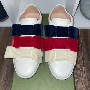 Gucci Calfskin Velvet Bow Ace Sneakers
